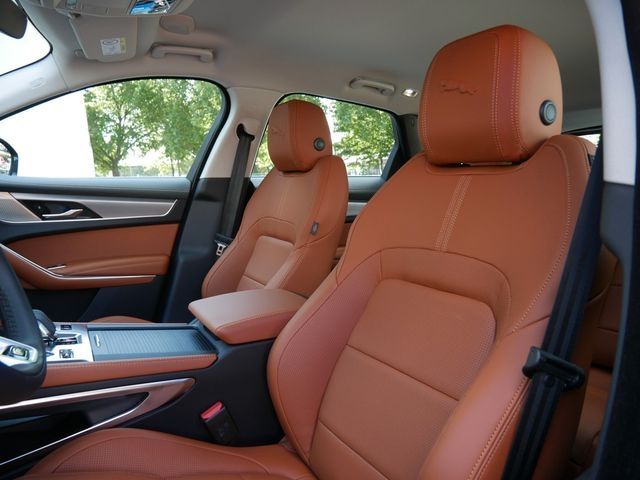 Jaguar F-Pace D200 R-Dynamic S AHK Keyless GO