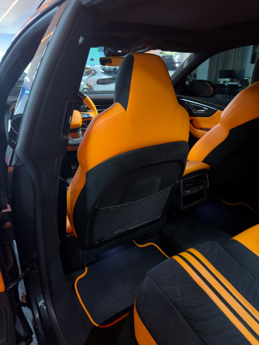 Audi RSQ8 KEYVANY CARBON/KERAMK/B&O/STAN.HZ/DYNMK.PLS