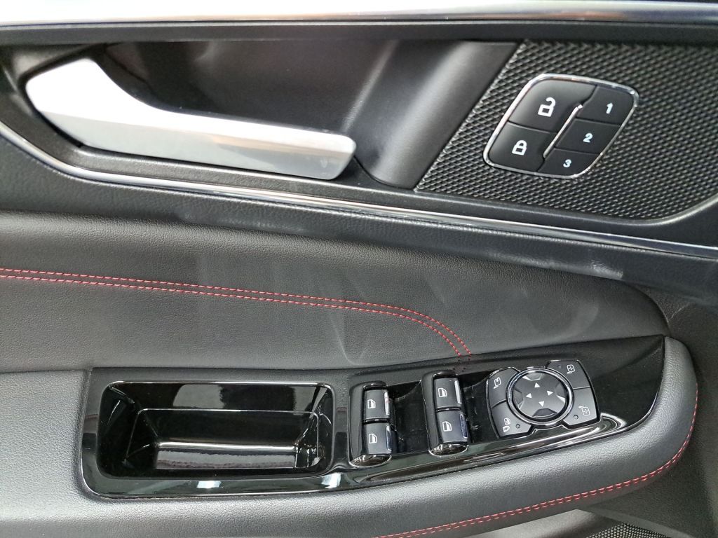 Ford S-Max 2.0 Aut. ST-LINE NAVI RFK AHK LED SHZ ""18