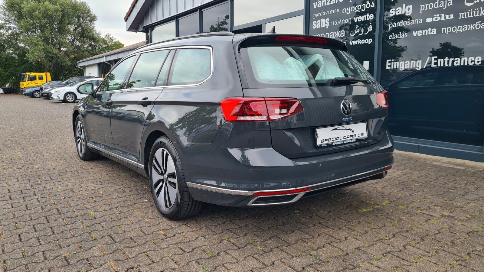 Volkswagen Passat Variant GTE - Samsaru's Car Outlet