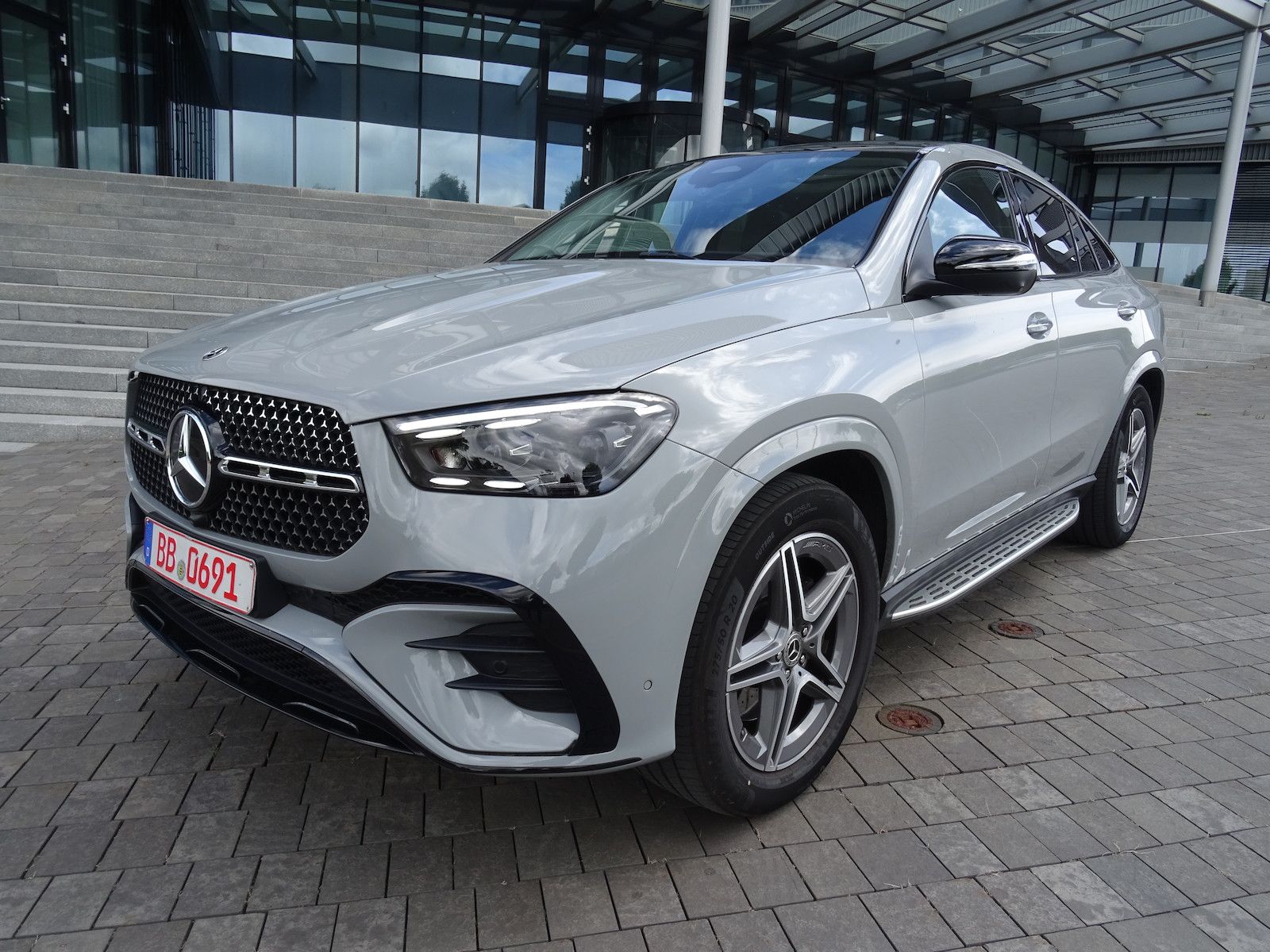 Mercedes-Benz GLE 300 d 4M Coupe AMG Pano/AHK/Airmatic/Burm