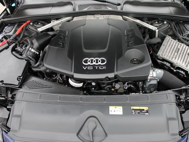 Audi A4 50 TDI quattro S line+AHK+LEDER+EL.SITZE+B&O+