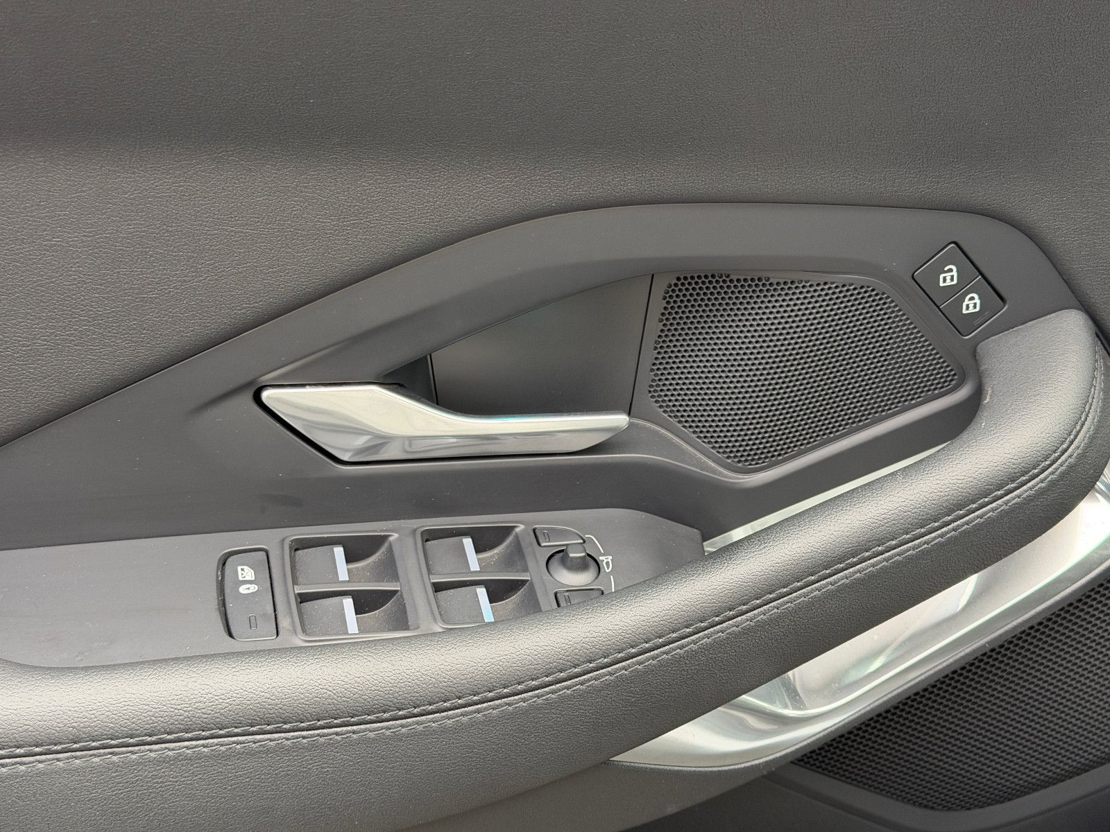 Jaguar E-Pace E-PACE S AWD/PANO/3d-KAMERA/LED/SHZ