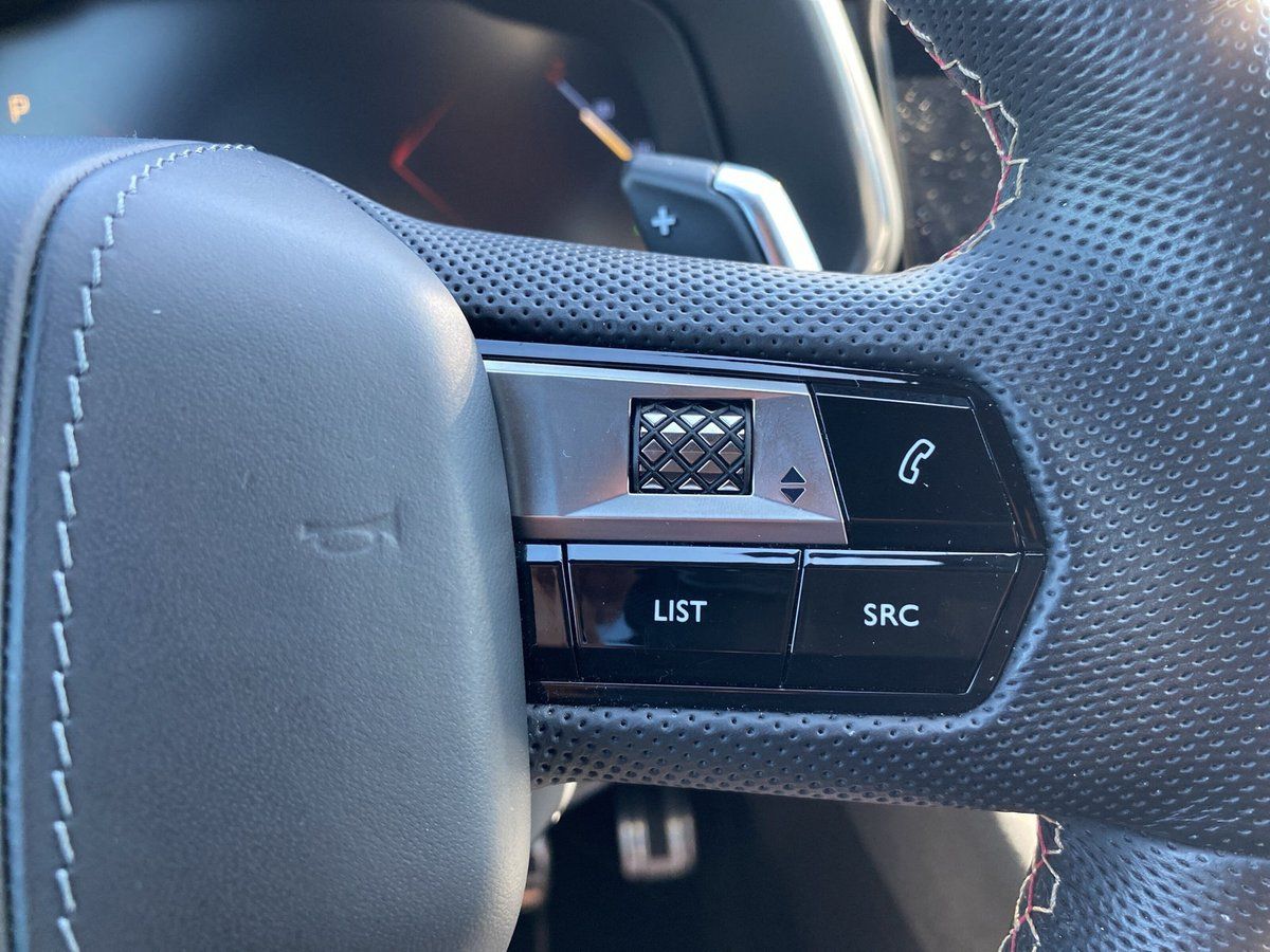 DS Automobiles DS7 Crossback 1.6 PERFORMANCE LINE+ NAVI+KAMERA