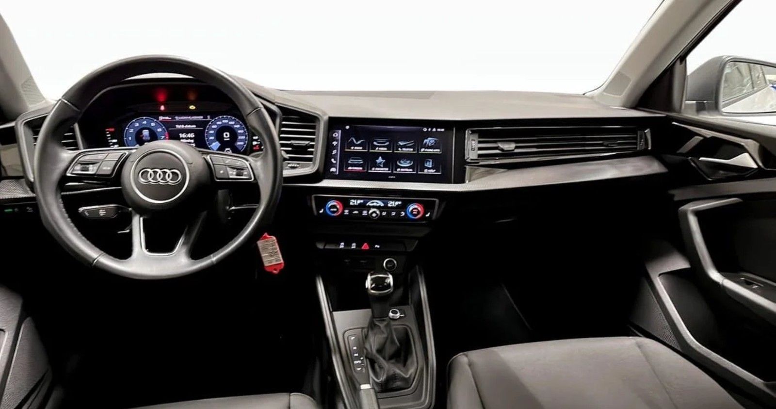Audi A1 Sportback 35 TFSI - Samsaru's Car Outlet