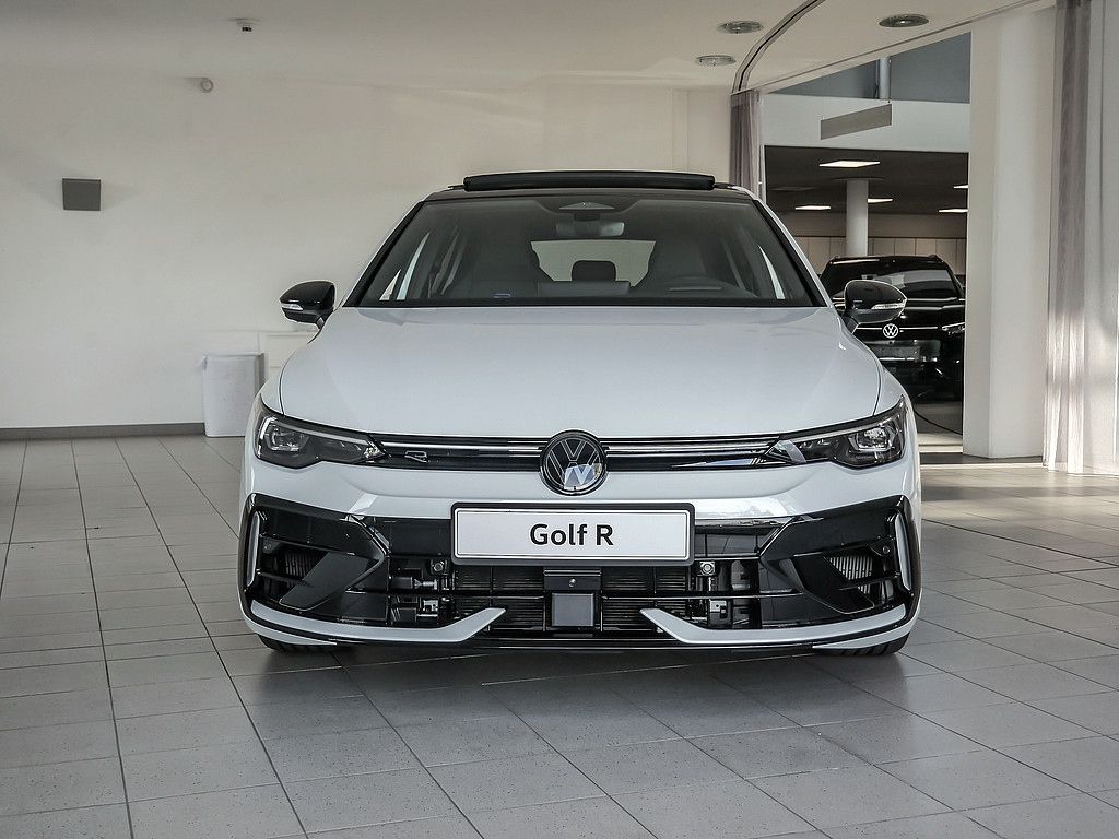 Volkswagen Golf R Black Edition 4Motion DSG PANO AHK MATRIX