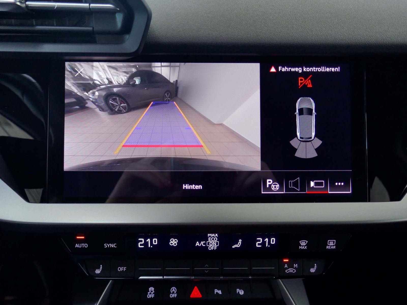 Audi A3 35 Spb. advanced 2.0 TDI | LED RFK Navi