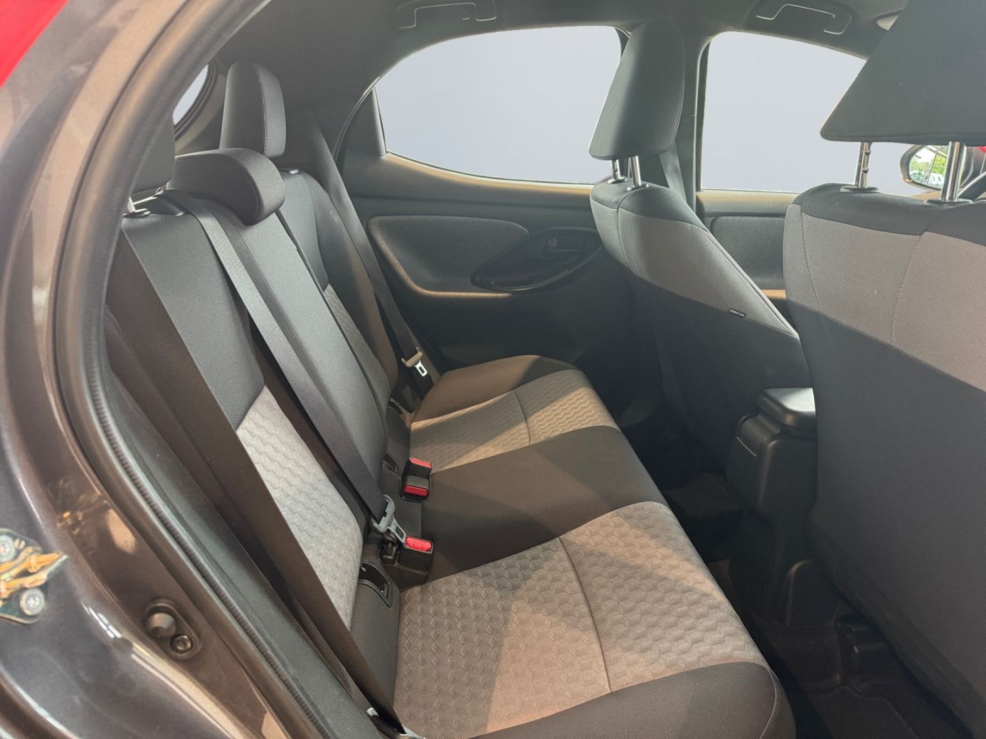 Toyota Yaris Hybrid 1.5 Tokyo Spirit *LED*CarPlay*RCam*