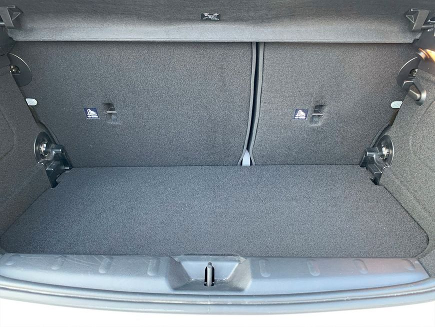 MINI Cooper SE Classic - Samsaru's Car Outlet