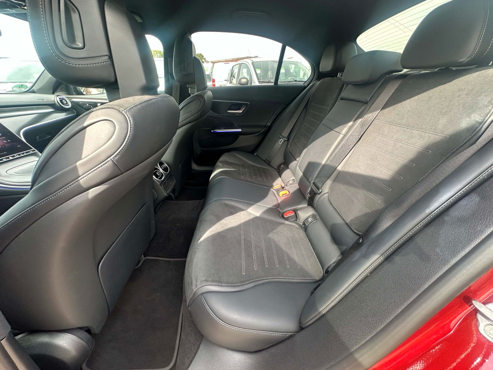 Mercedes-Benz C 200 C -Klasse Lim. 4Matic AMG Line - Samsaru's Car Outlet