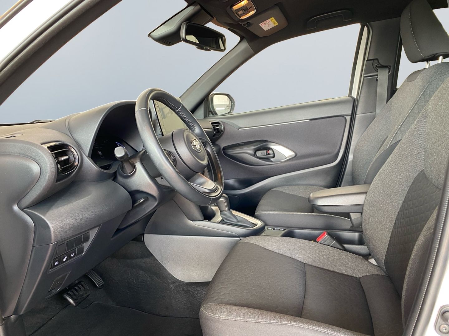 Toyota Yaris Cross Hybrid 1.5 Team D *Safety&Winter Pak