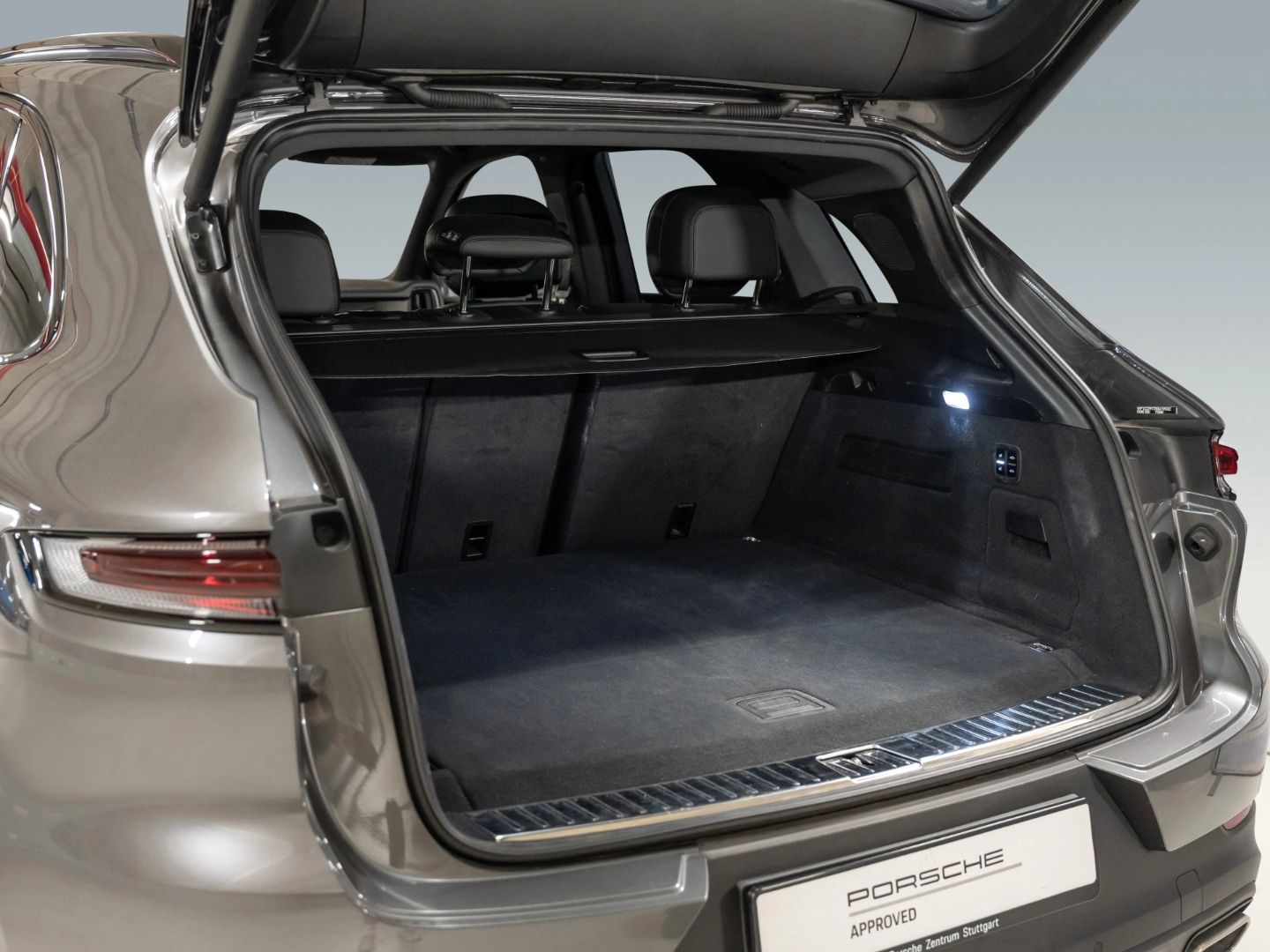 Porsche Cayenne E-Hybrid HeadUp Sport Chrono PASM BOSE
