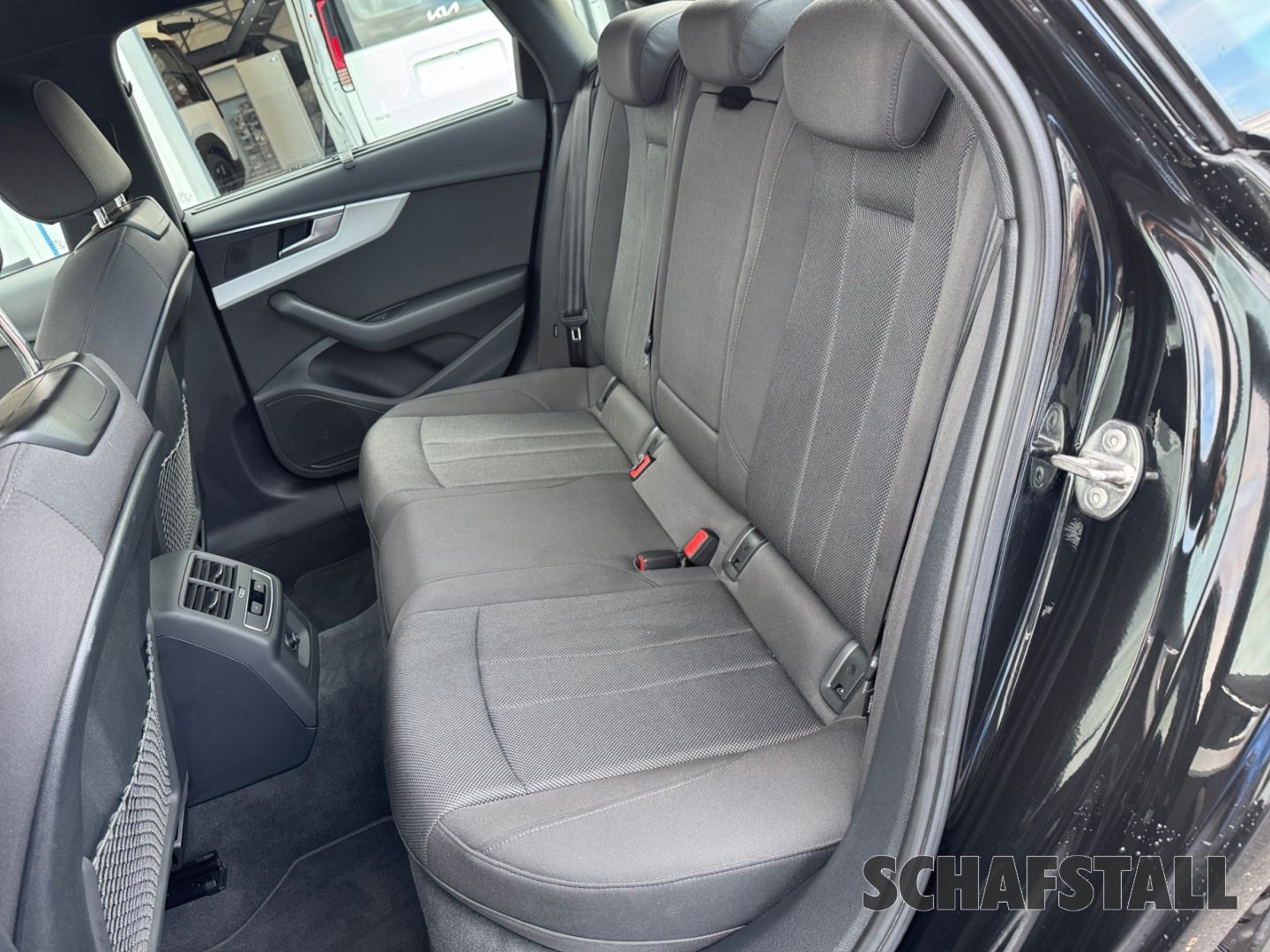 Audi A4 2.0 Quattro 40 TDI Mild Hybrid S-Line  Navi T