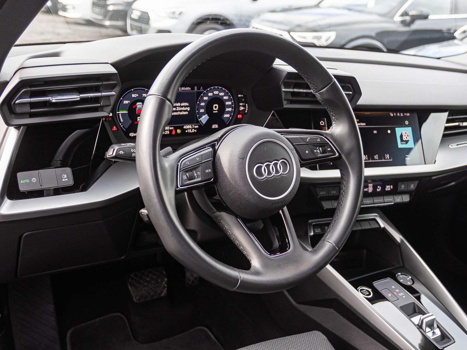 Audi A3 Sportback Advanced 40 TFSI e Stronic Navi LED