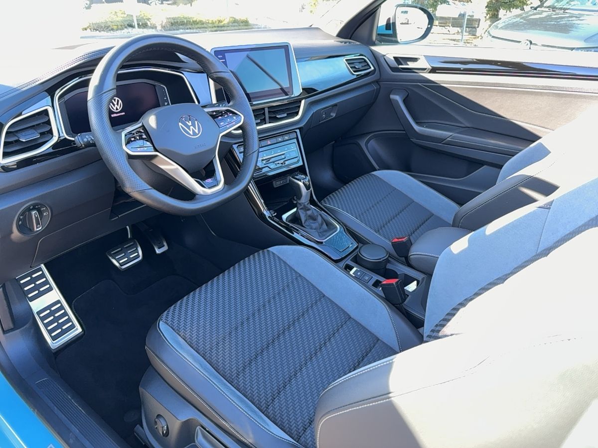 Volkswagen T-Roc Cabrio R-Line - Samsaru's Car Outlet