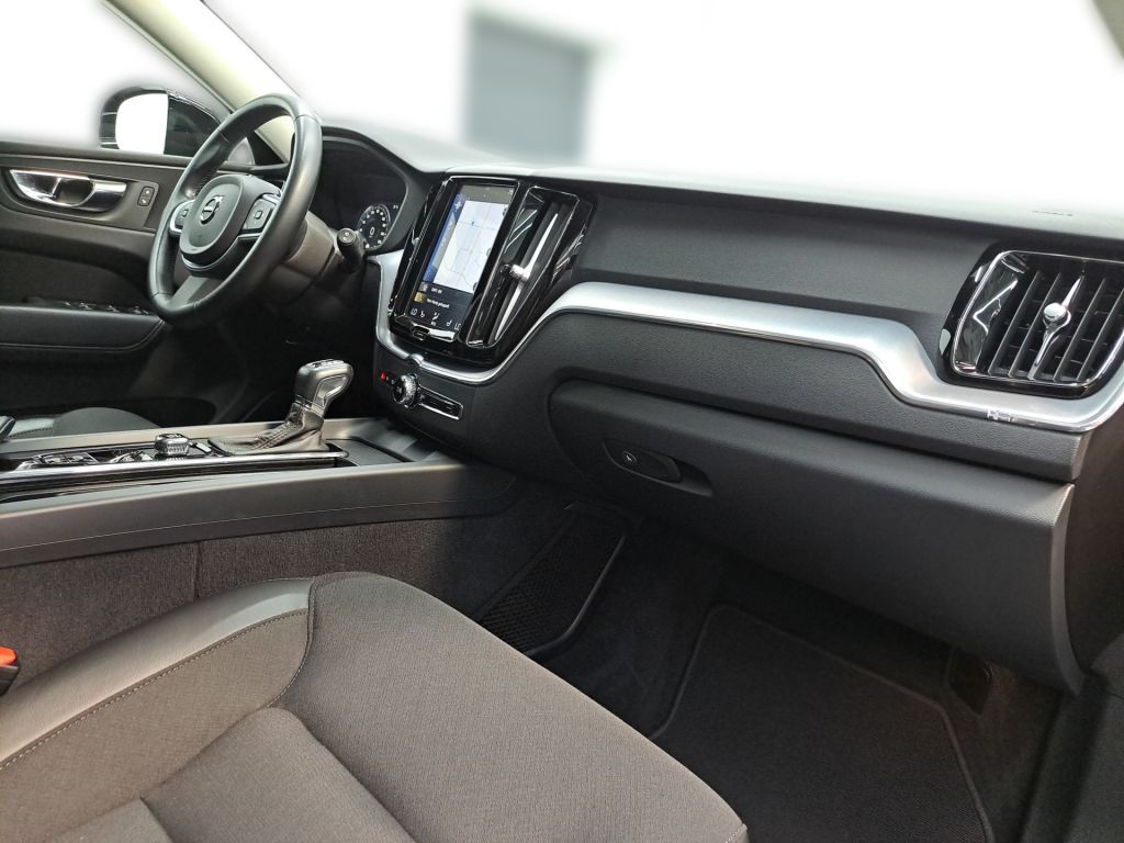 Volvo XC60 D4 Geartronic Momentum Pro - Samsaru's Car Outlet