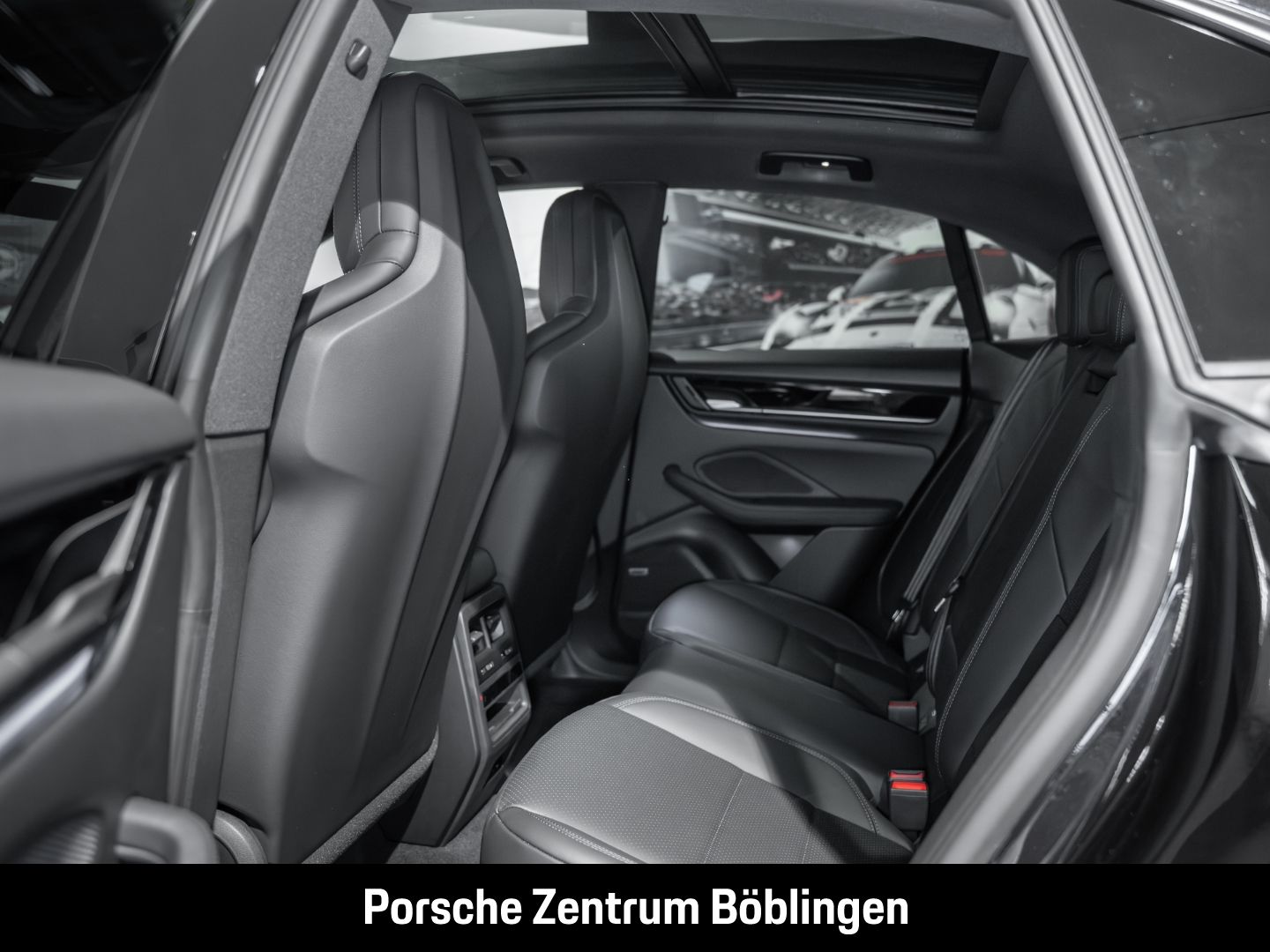 Porsche Macan 4 BOSE Panoramadach Luftfederung InnoDrive