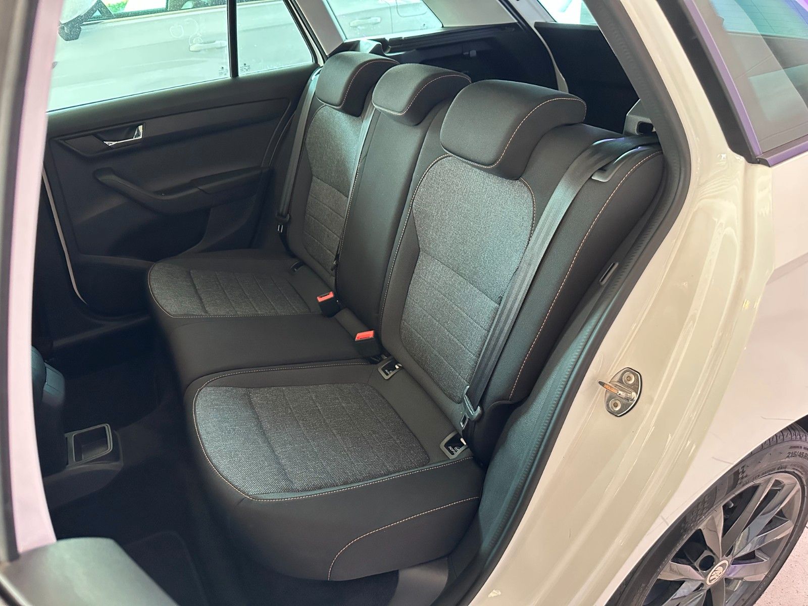 Skoda Fabia Combi Clever - Samsaru's Car Outlet