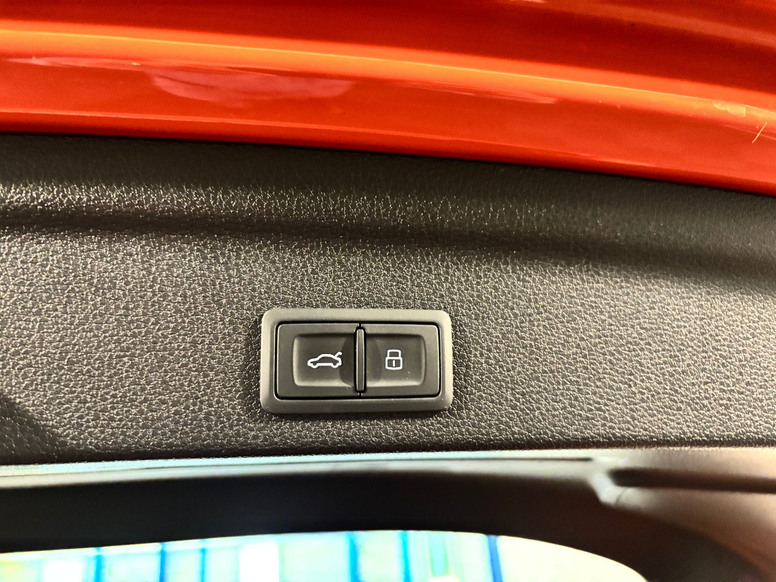 Audi Q3 Sb. 40 TFSI quattro S LINE - Samsaru's Car Outlet
