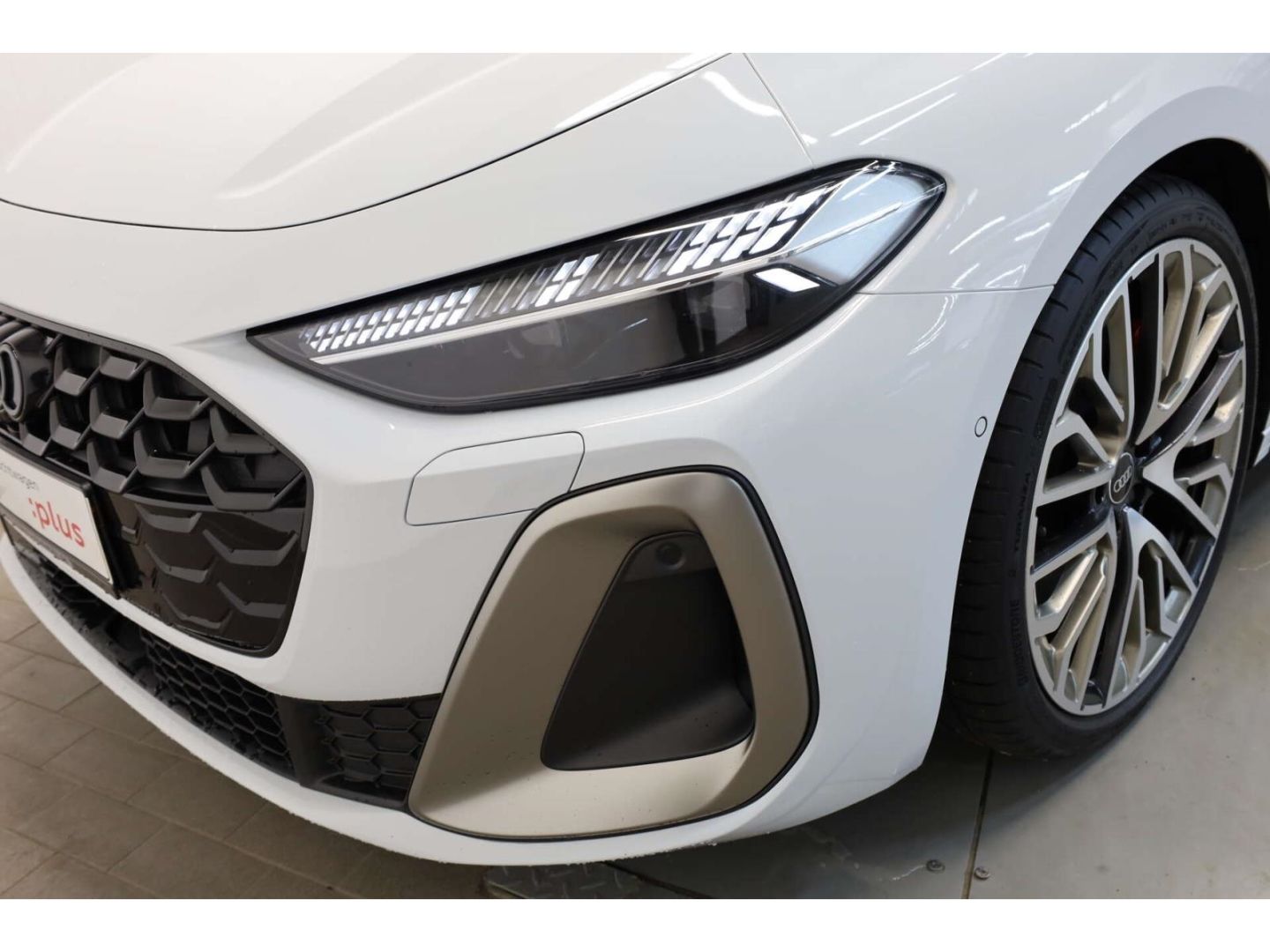 Audi A5 Avant e-hybrid quattro S line edition one B&O