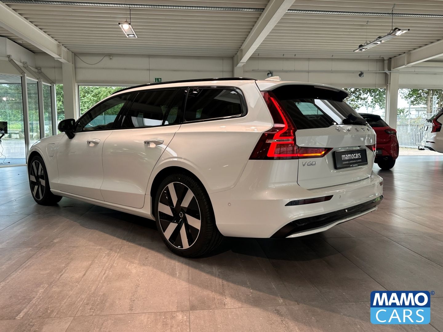 Volvo V60 T6 AWD Recharge Ultra Dark ACC/AHK/360°/PANO
