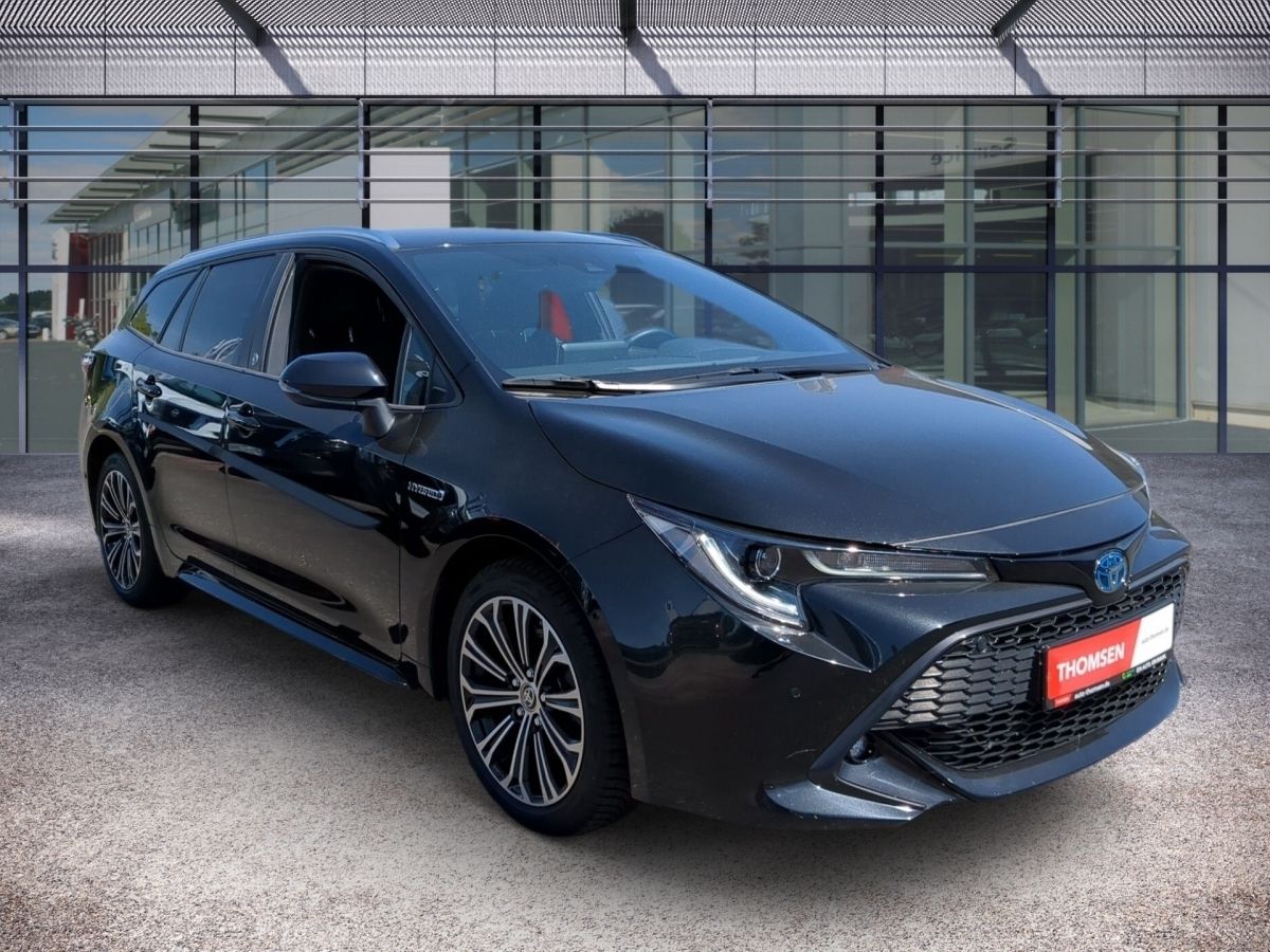 Toyota Corolla Touring Sports 2.0 Team - Samsaru's Car Outlet