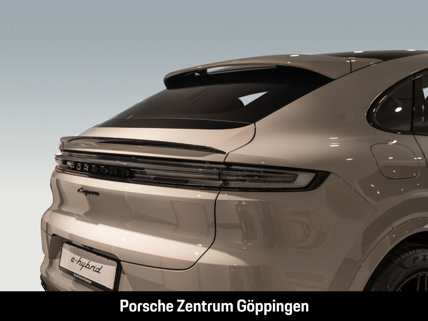 Porsche Cayenne E-Hybrid Coupe BOSE Luftfederung LED