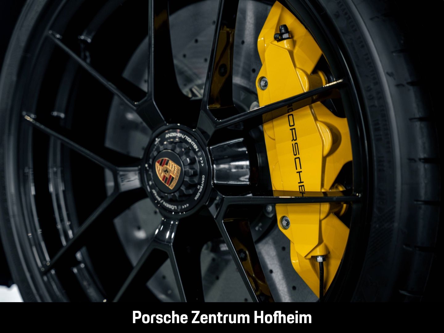 Porsche 992 911 Targa 4 GTS InnoDrive Abstandstempomat