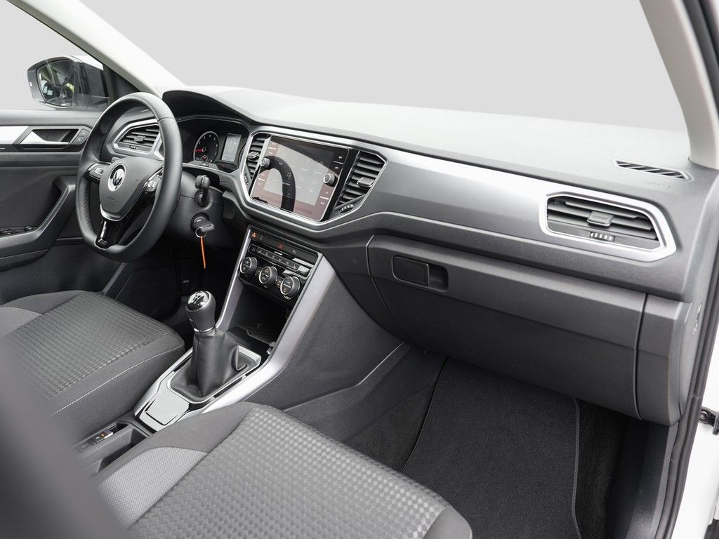 Volkswagen T-Roc 1.0 TSI Active - Samsaru's Car Outlet