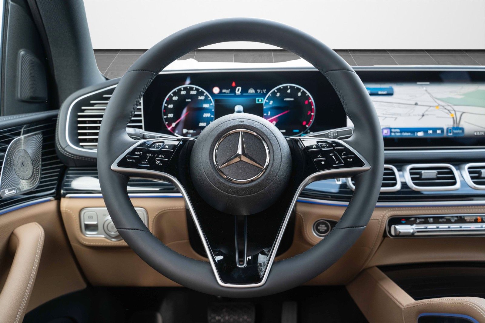 Mercedes-Benz GLE 450 AMG PREM+ HUD BROWN PANO 360° BURM NIGHT