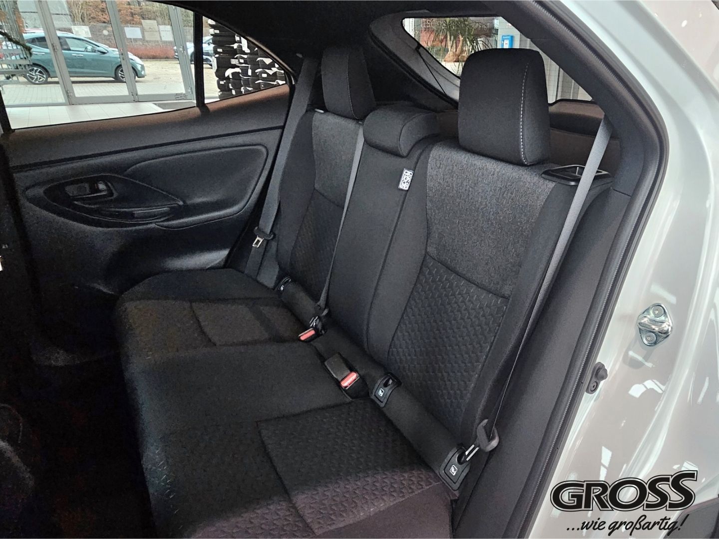 Toyota Yaris Cross Hybrid FWD Teamplayer // Winterpaket