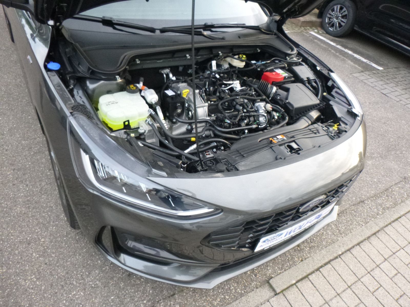 Ford Focus Turnier 1.0 EcoBoost MHEV ST-Line X Auto