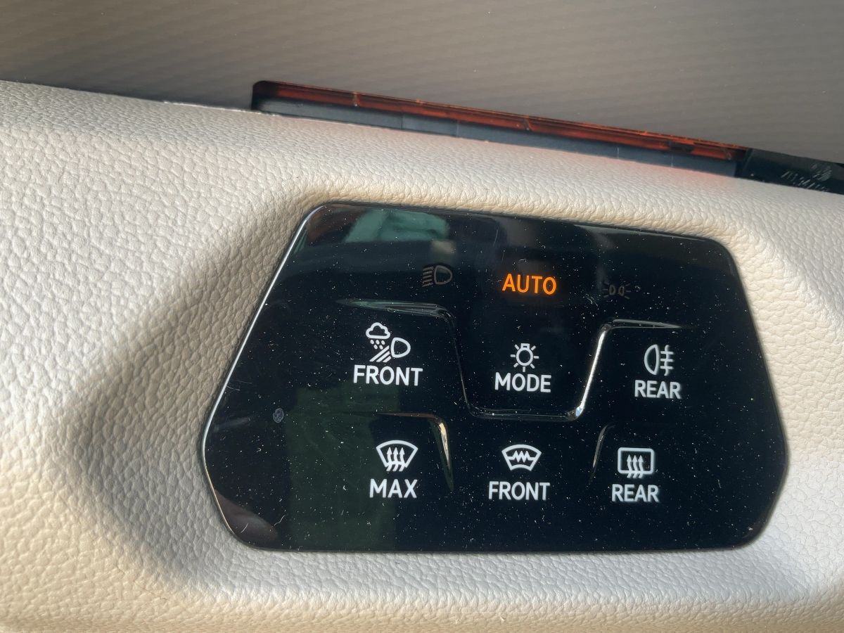 Volkswagen T7 Multivan lang e-Hybrid Style MATRIX+HuD+PANO