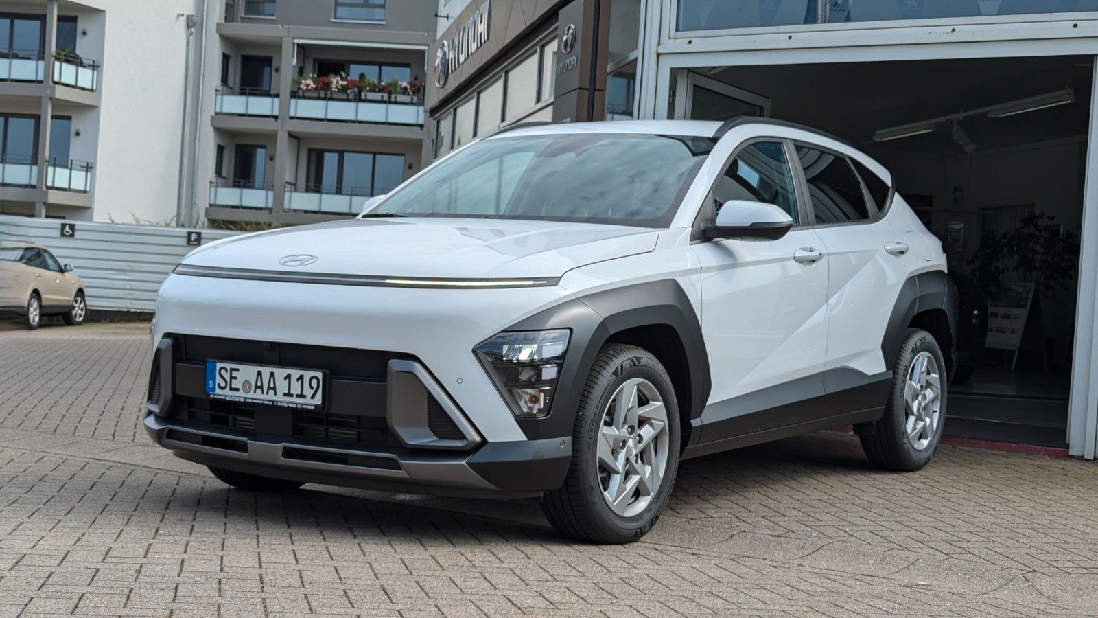 Hyundai KONA 1.0 T-GDi 120PS DCT Trend - Samsaru's Car Outlet