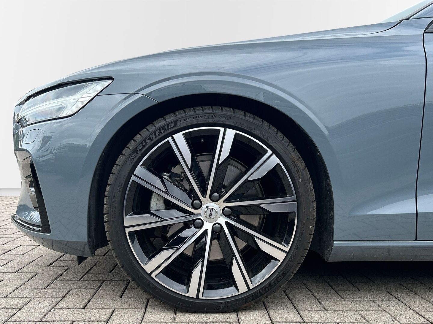 Volvo S60 B5 Benzin AWD Ultimate Dark 20'' StandHZG Pa