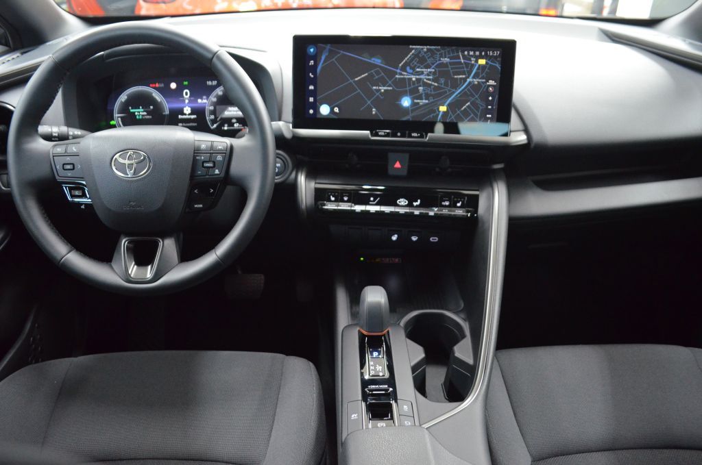 Toyota C-HR 1.8 Hybrid Team D*Allwetterreifen*SHZ*Parks