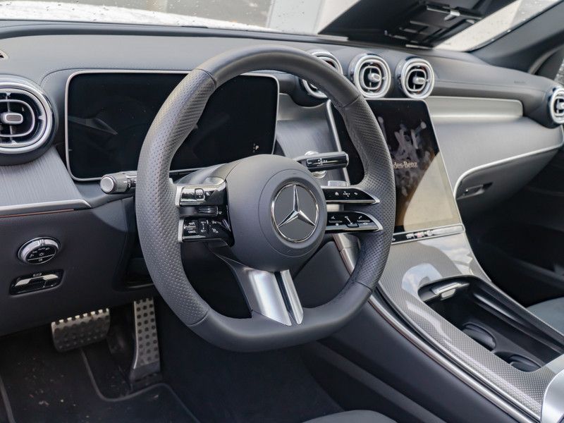 Mercedes-Benz GLC 300 d 4M AMG-Sport/360/Pano/AHK/Night/Distr