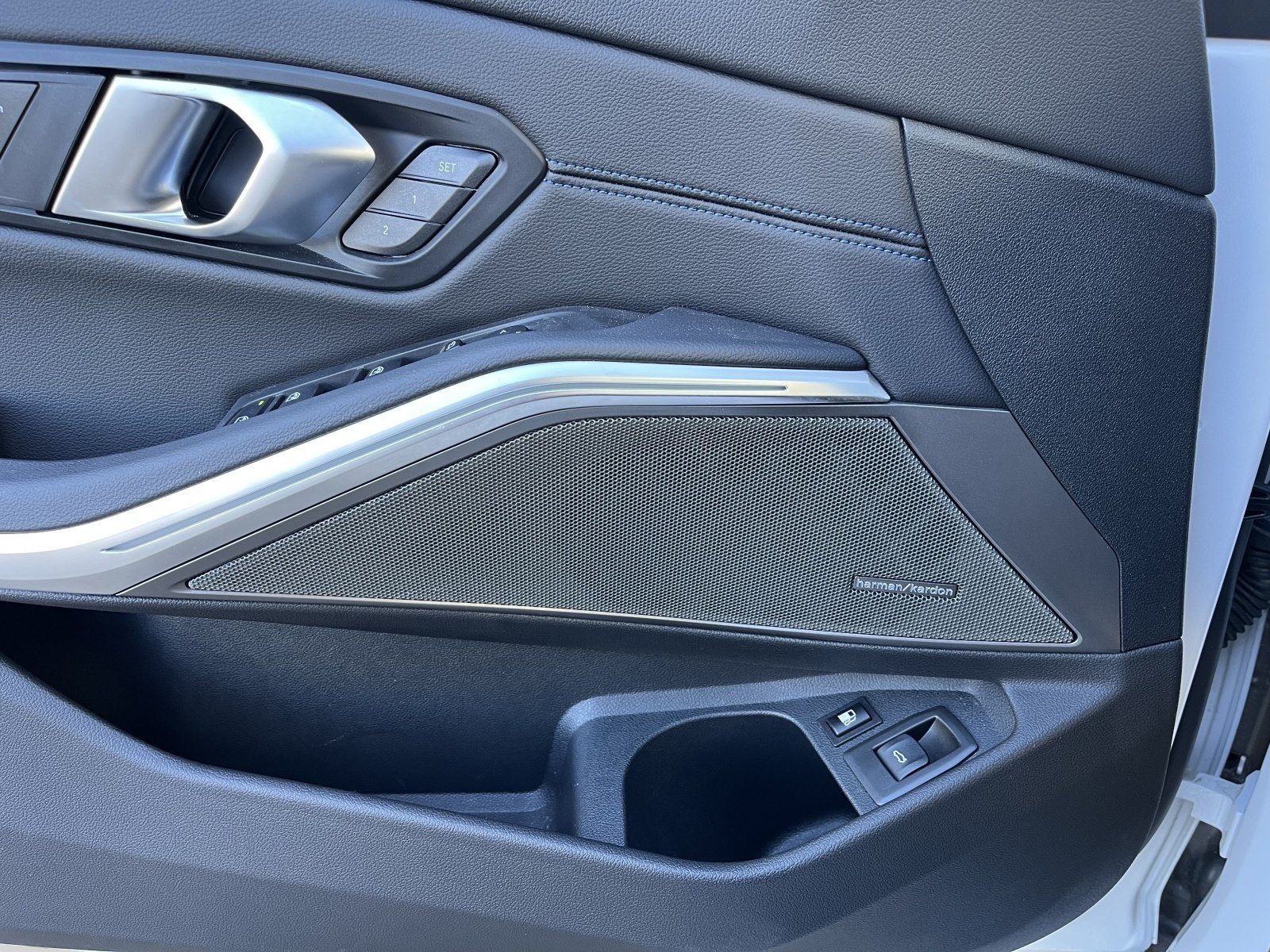 BMW 330e Touring M Sportpaket Head-Up HK HiFi DAB