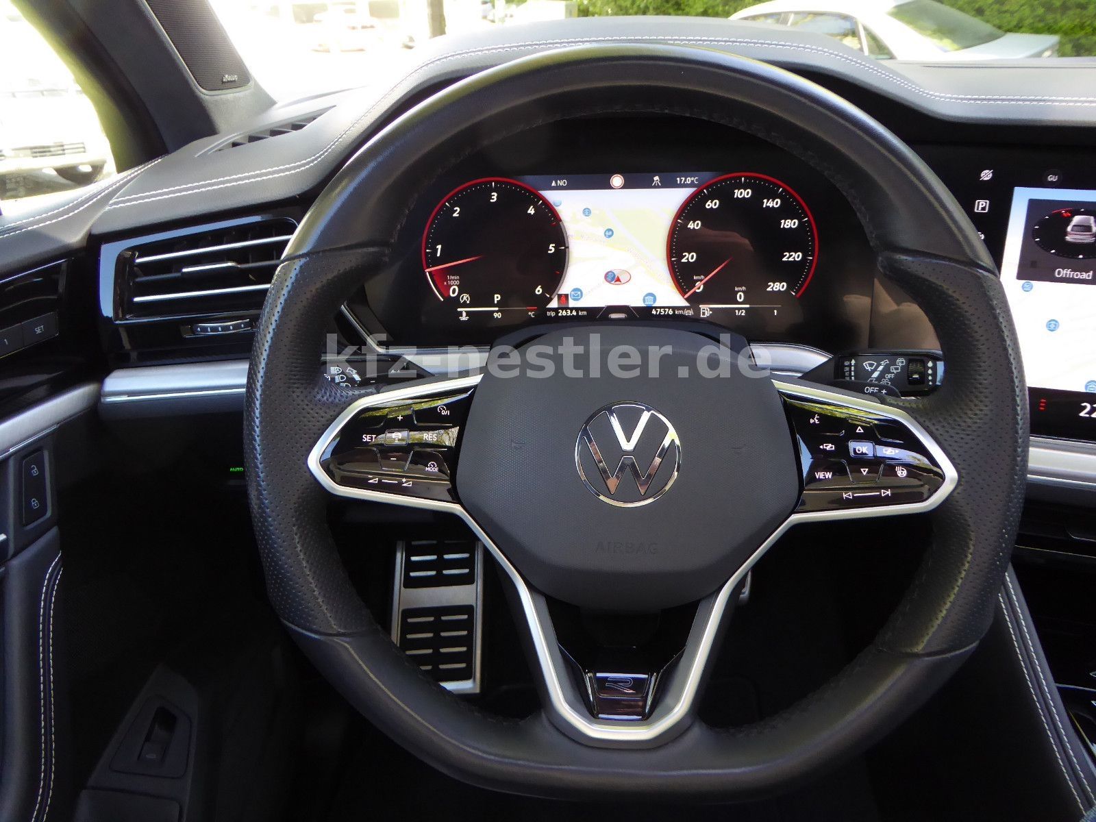 Volkswagen Touareg 3.0 TDI R-Line/Pano/Puglia/AHK/HUD/Wank