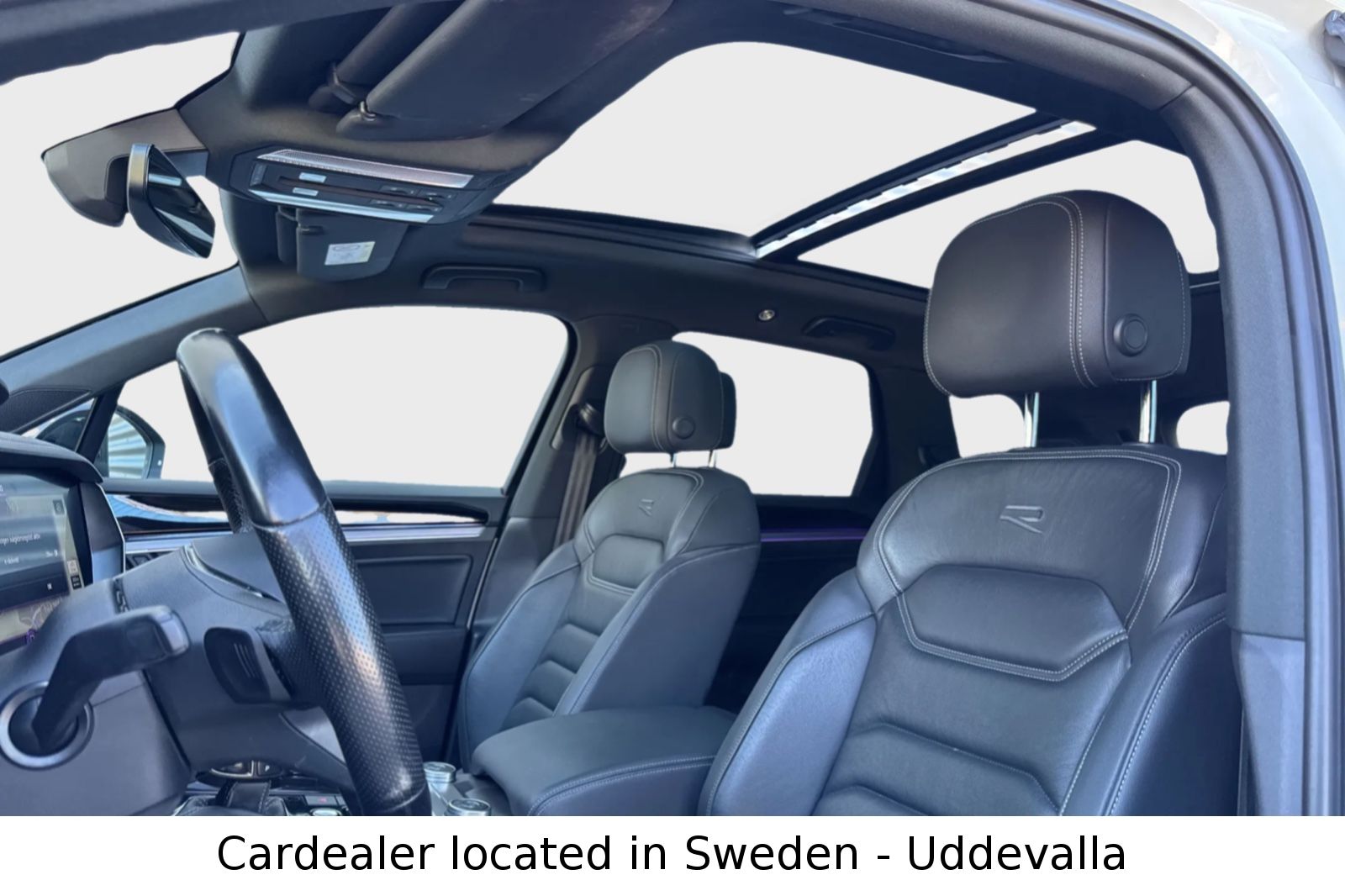Volkswagen Touareg R 4Motion eHybrid - Samsaru's Car Outlet