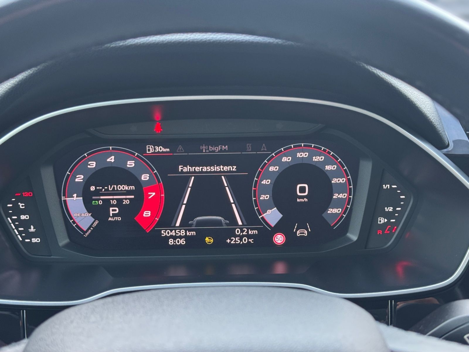 Audi Q3 S line 35TFSI LED AHK KAM NAV SHZ PDC