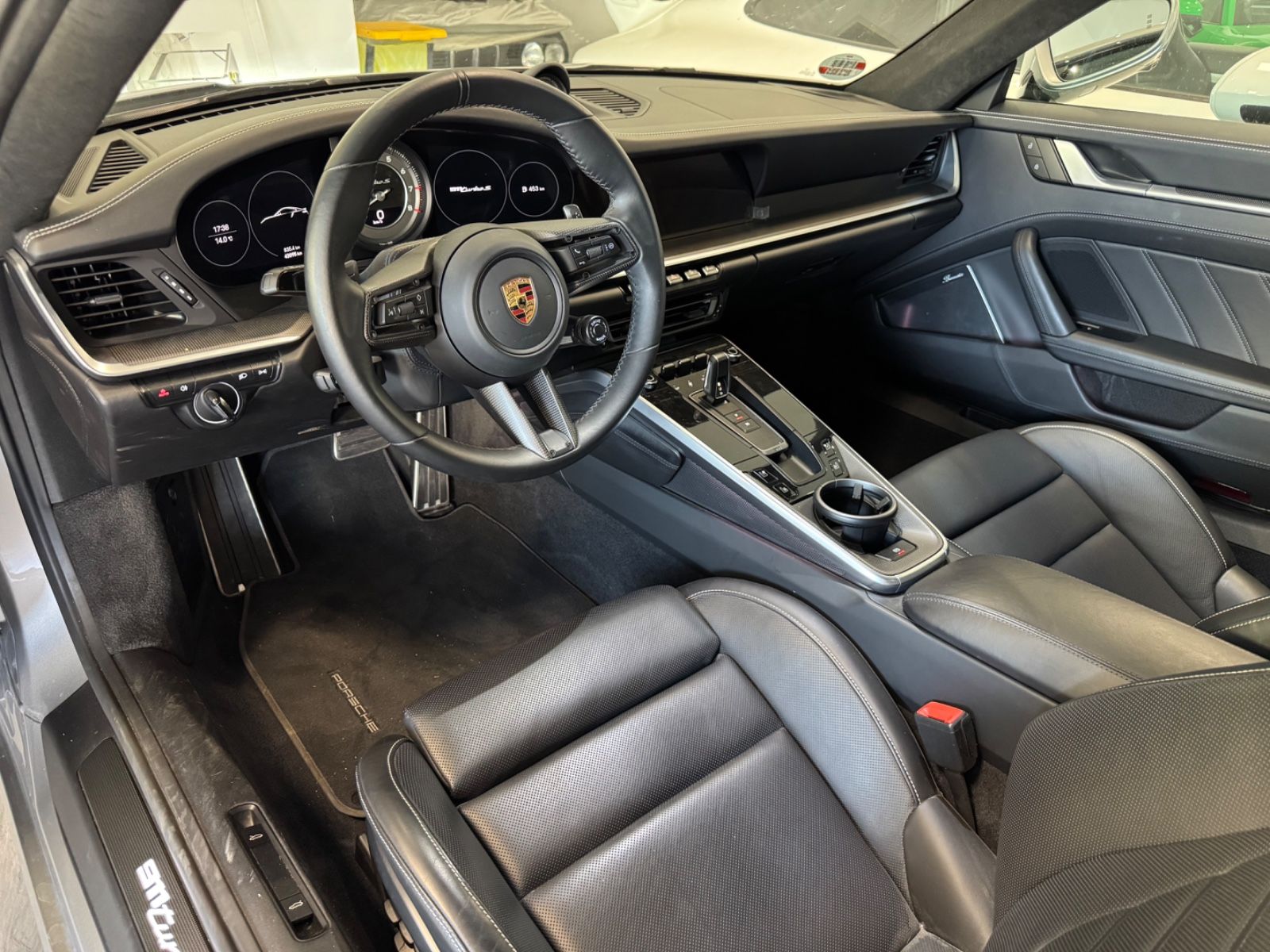 Porsche 911 992 Turbo S Voll Liftsystem TECHART 850PS