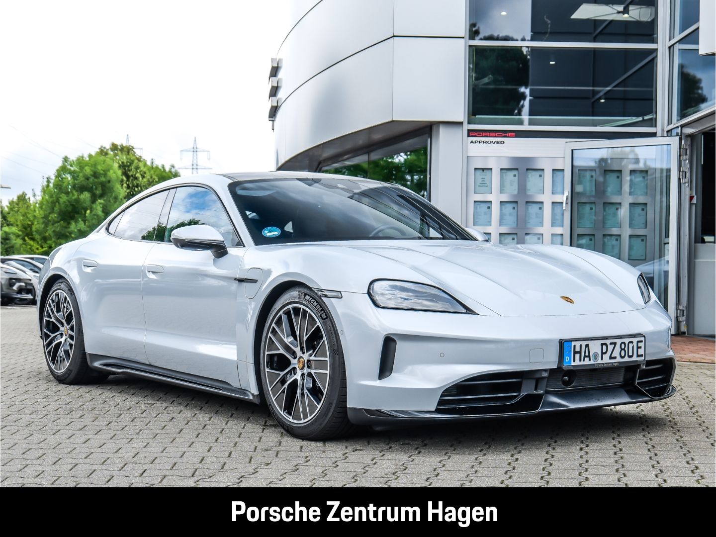 Porsche Taycan 4S SportDesign Surround-View LED-Matrix