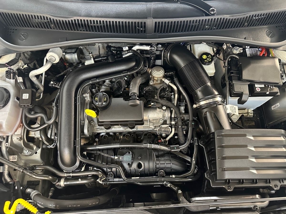 Volkswagen Taigo 1.0 TSI - Samsaru's Car Outlet