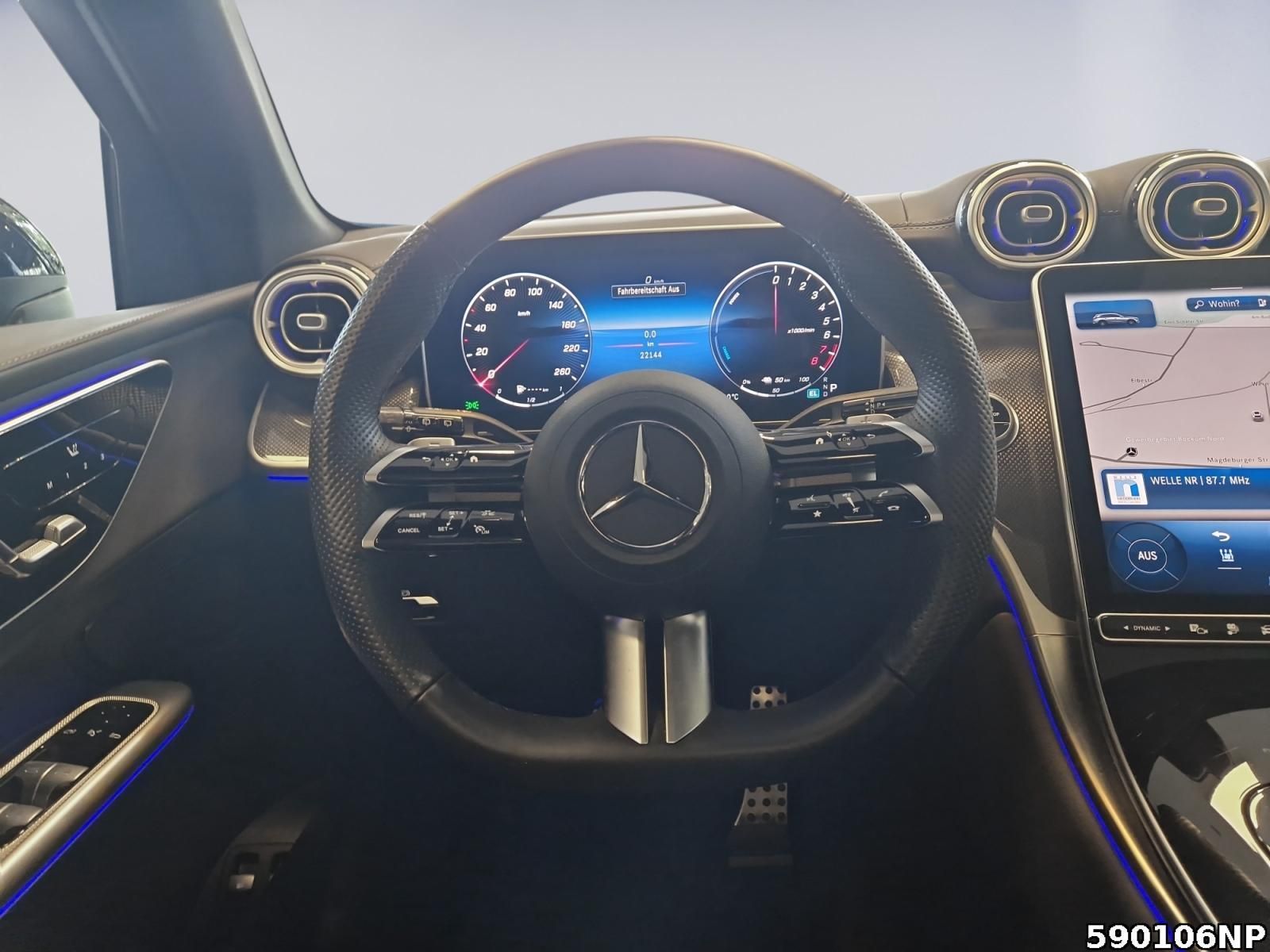 Mercedes-Benz GLC 300 e 4M AMG  Night Pano AHK Memory DISTRON