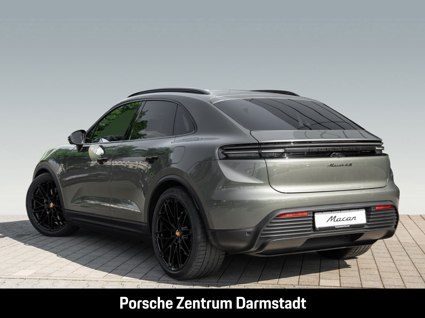 Porsche Macan 4S - Samsaru's Car Outlet