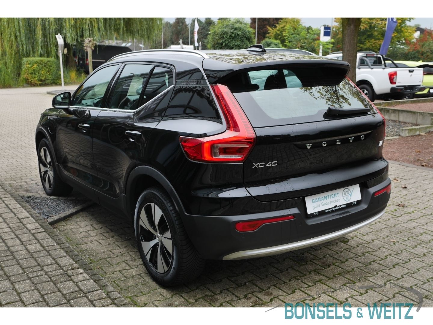 Volvo XC40 Essential Recharge Plug-In Hybrid 2WD Twin