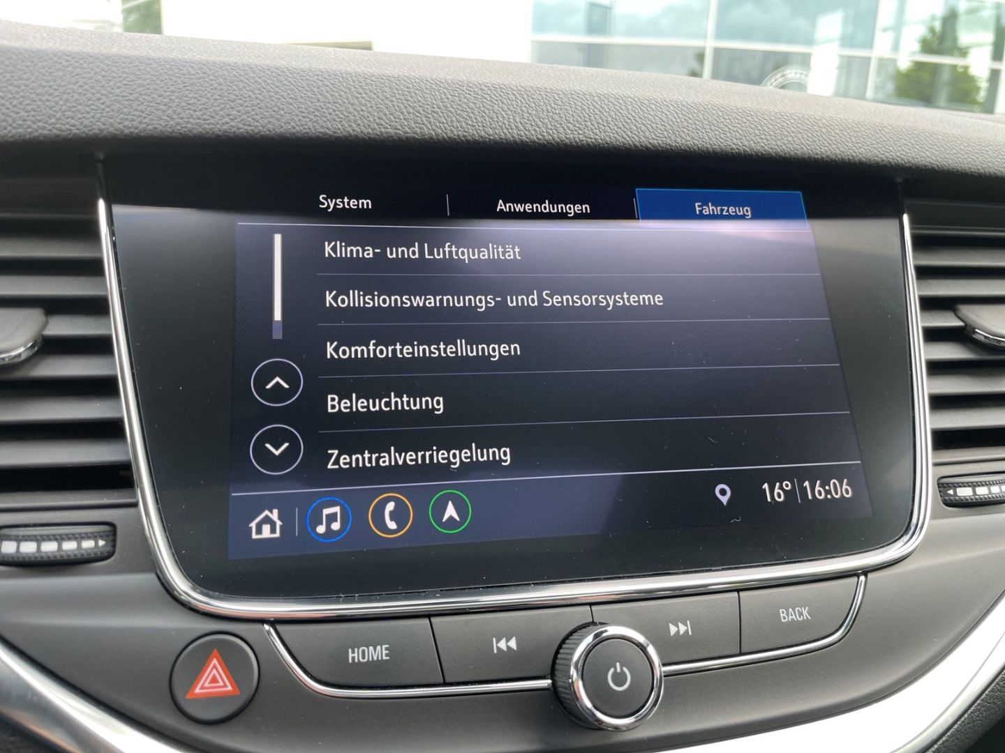 Opel Astra ST Business Elegance 1.5D - Samsaru's Car Outlet