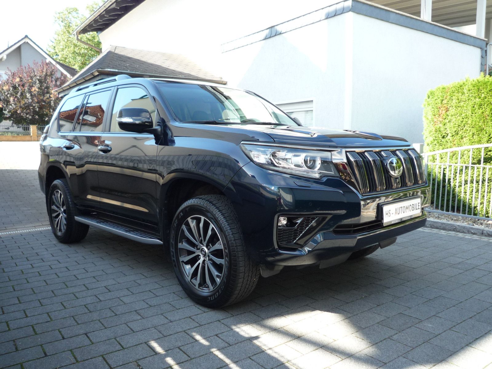 Toyota Land Cruiser TEC-Edition/360*/ACC/AHK/STHZ/LED