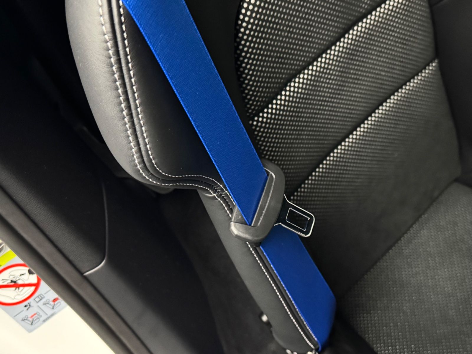 Porsche 992 GT3 RS - Samsaru's Car Outlet